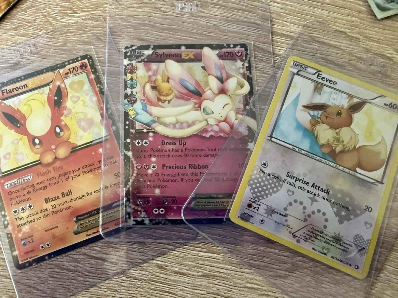 3 Cards Eevee Legendary Treasures Radiant Collection