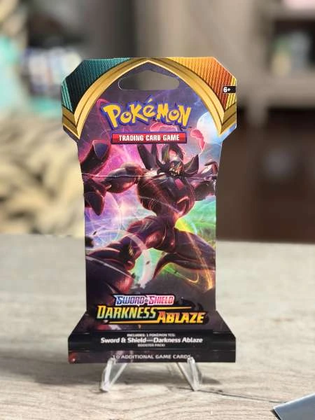 Sword & Shield—Darkness Ablaze Booster Pack