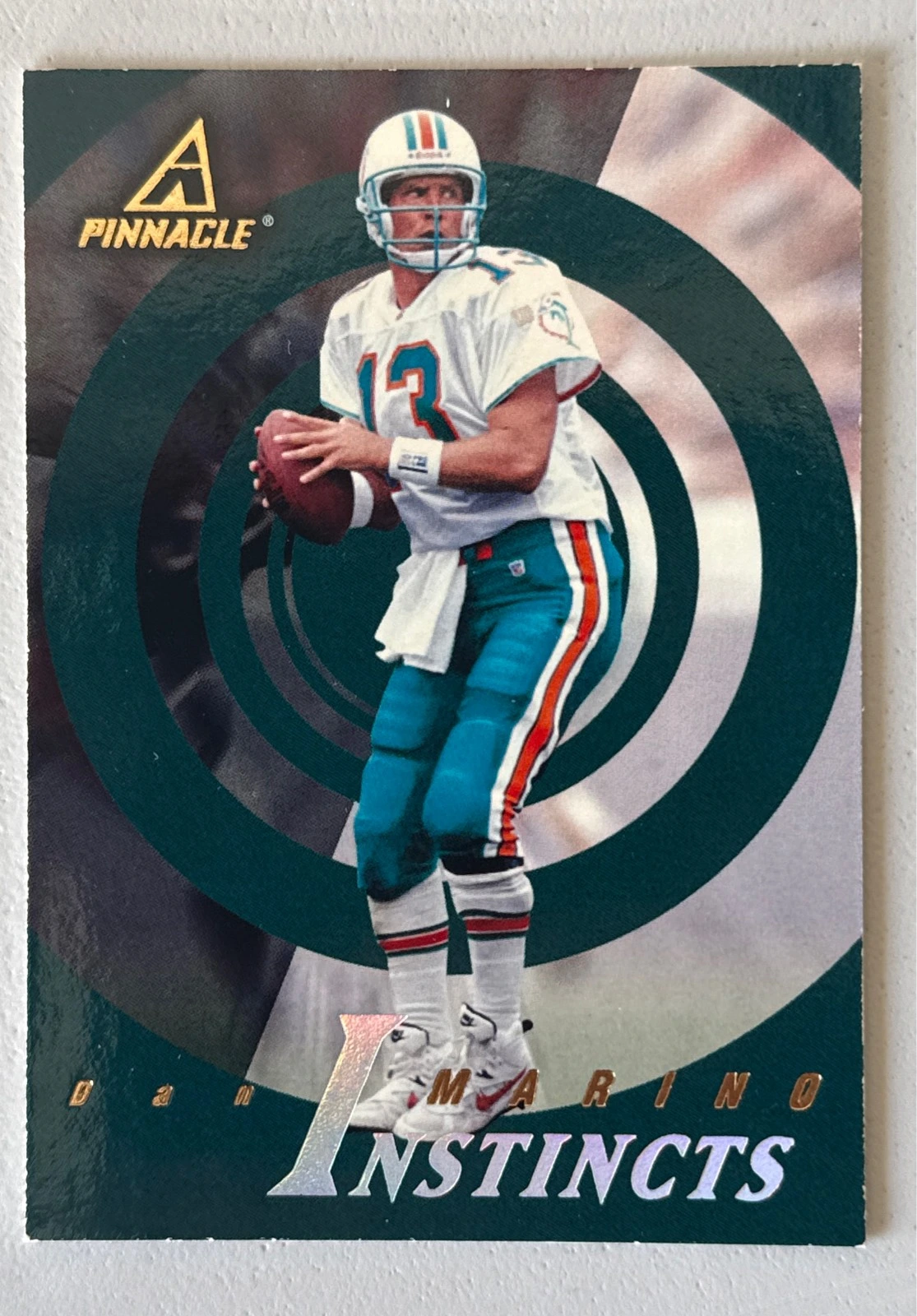Dan Marino Instincts - 1997 Pinnacle Instincts #185