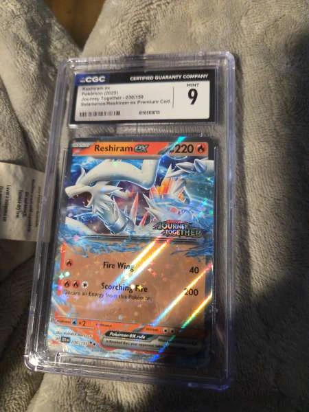 Reshiram ex - Journey Together #030/159