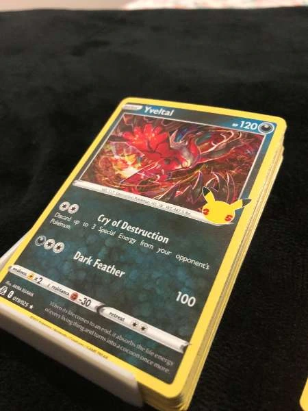 Yveltal - Celebrations #019/025