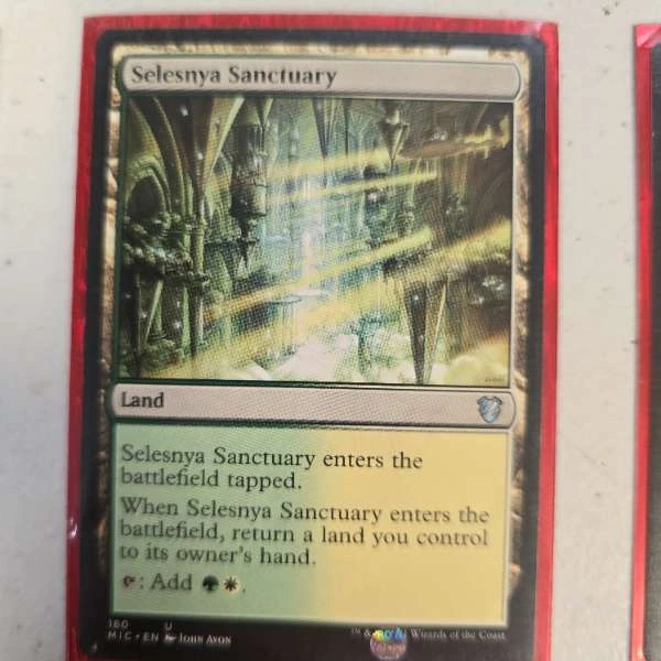 Selesnya Sanctuary - Innistrad: Midnight Hunt Commander #180