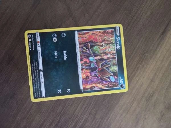 Skrelp - Crown Zenith #081/159