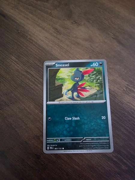 Sneasel - Prismatic Evolutions #061/131