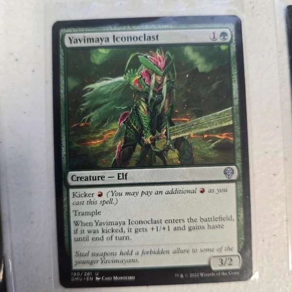 Yavimaya Iconoclast - Dominaria United #190/281