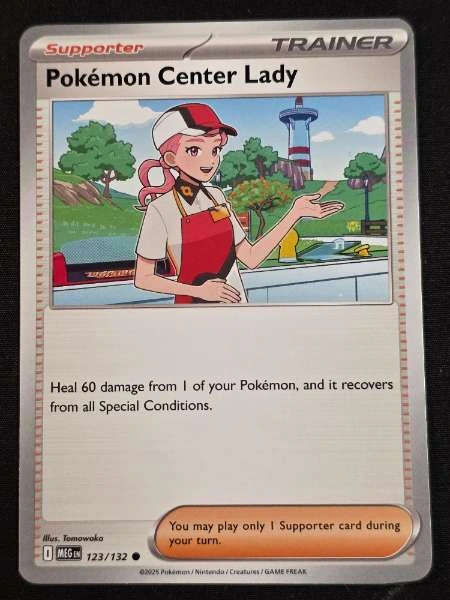 Pokémon Center Lady - Mega Evolution #123/132
