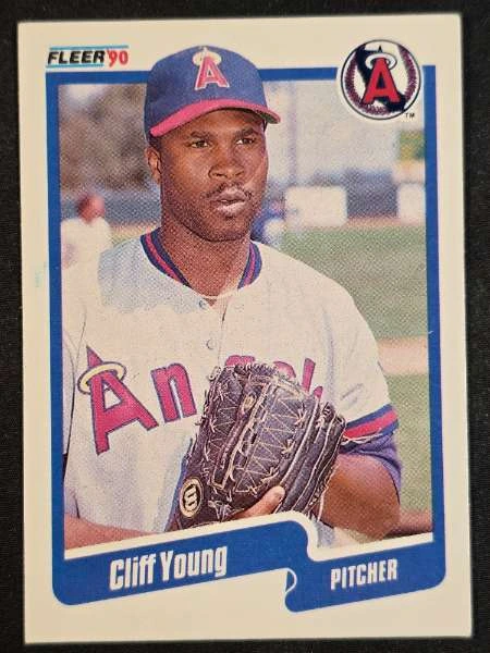 Cliff Young - Fleer Update #U-82