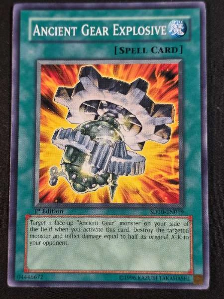 Ancient Gear Explosive - Machine Re-Volt #SD10-EN019