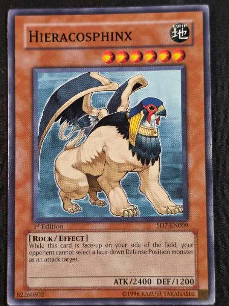 Hieracosphinx - Structure Deck: Invincible Fortress #SD7-EN009