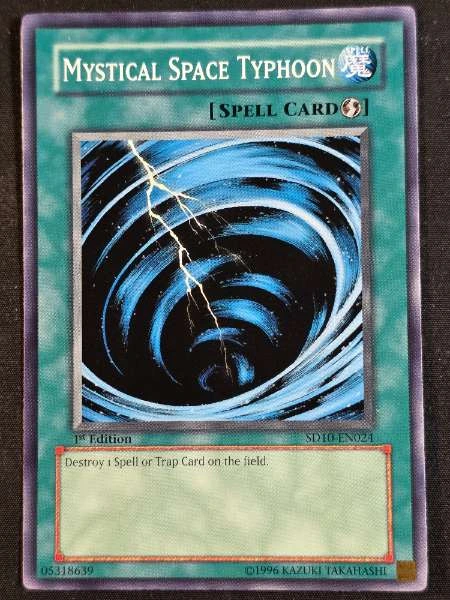 Mystical Space Typhoon - Structure Deck: Machine / Structure Deck: Rise of the Dragon Lords #SD10-EN024