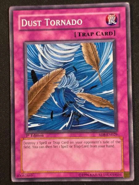 Dust Tornado - Structure Deck: Lord of the Storm #SD8-EN029