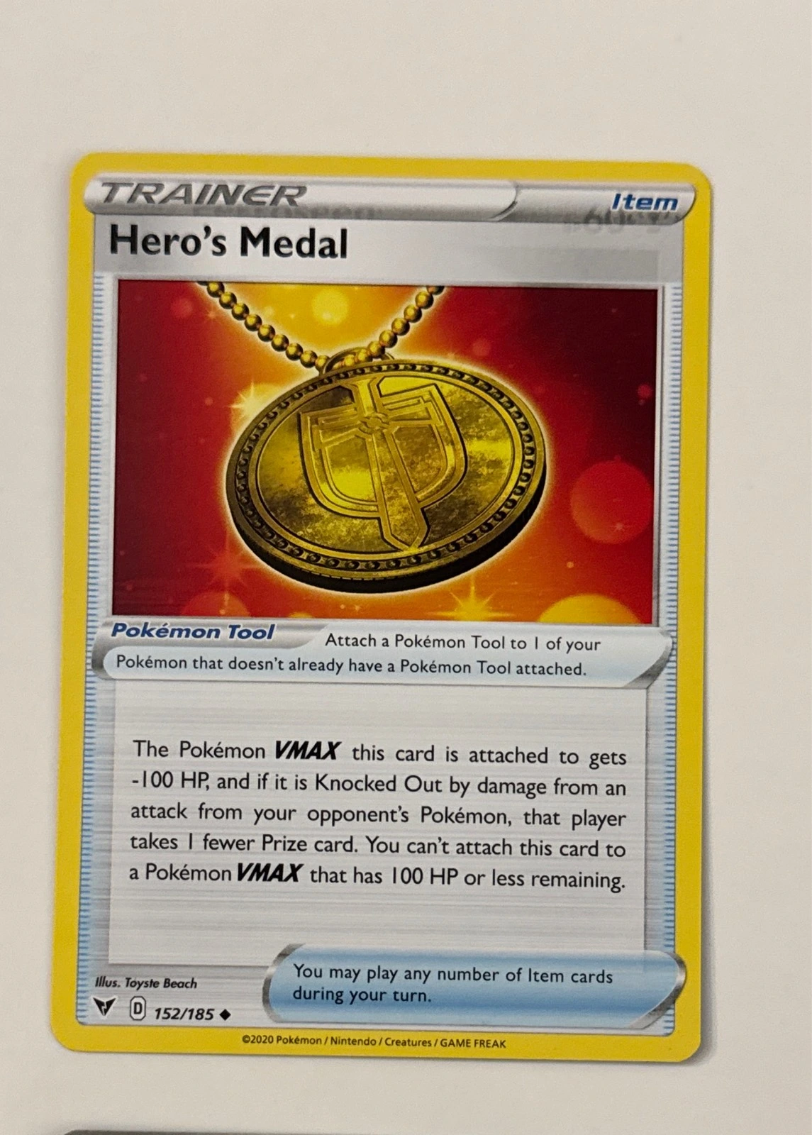 Hero's Medal - Vivid Voltage #152/185
