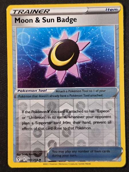 Moon & Sun Badge - Evolving Skies #151/203