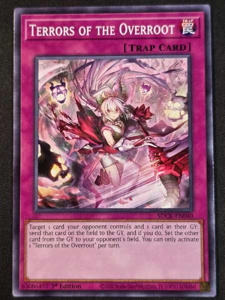 Terrors of the Overroot - Structure Deck: The Crimson King #SDCK-EN040