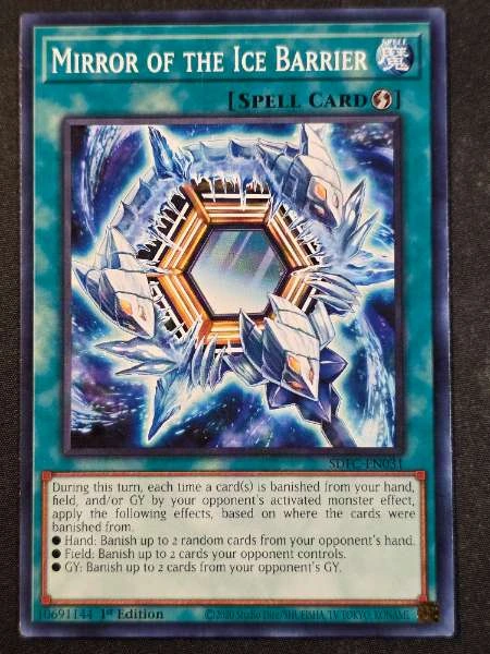 Mirror of the Ice Barrier - Structure Deck: Freezing Chains #SDFC-EN031