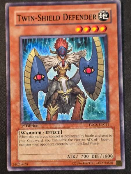 Twin-Shield Defender - The Duelist Genesis #TDGS-EN011