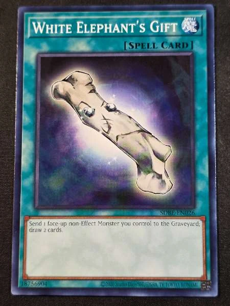 White Elephant's Gift - Structure Deck: Saga of Blue-Eyes White Dragon #SDBE-EN026