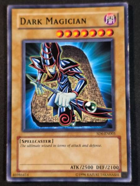 Dark Magician - Structure Deck: Spellcaster's Judgment #SD6-EN003