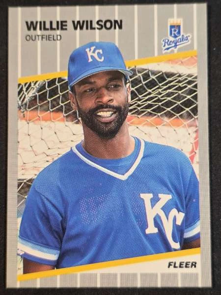 Willie Wilson - Fleer #298