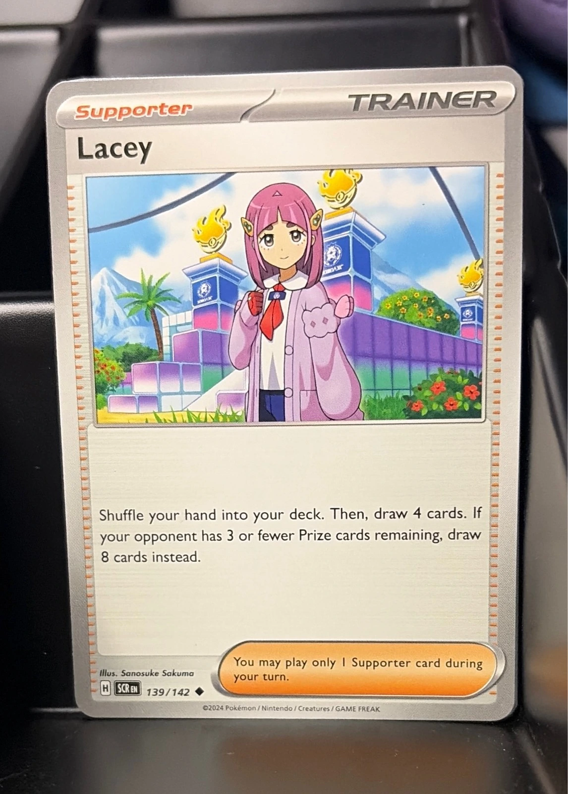 Lacey - Stellar Crown #139/142